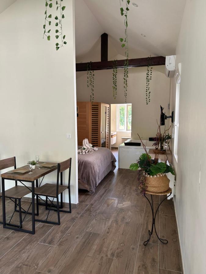 Appartement Detente Au Bord De Foret Avec Balneo Et Sauna Prive